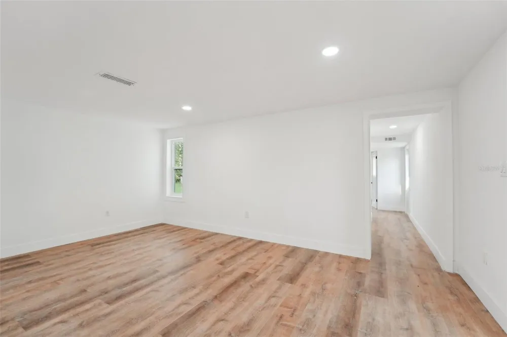 160 FRANCIS DRIVE NE Port Charlotte, FL 33952