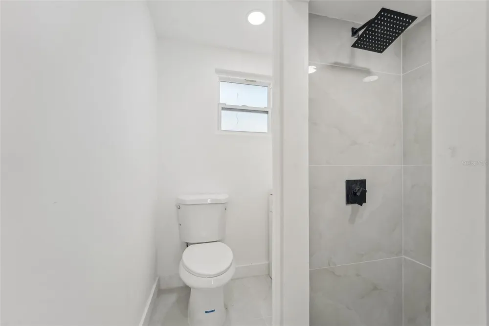 160 FRANCIS DRIVE NE Port Charlotte, FL 33952