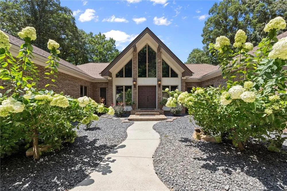 3686 Suwanee Creek Court Suwanee, GA 30024
