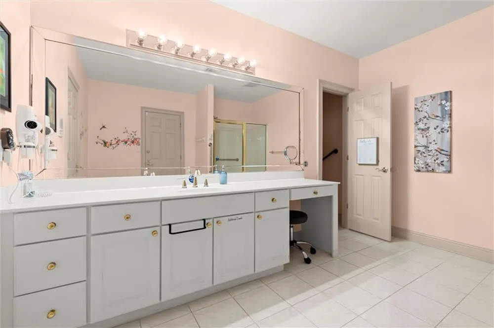 3686 Suwanee Creek Court Suwanee, GA 30024