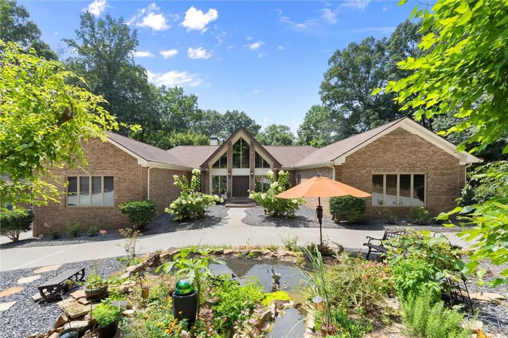 3686 Suwanee Creek Court Suwanee, GA 30024