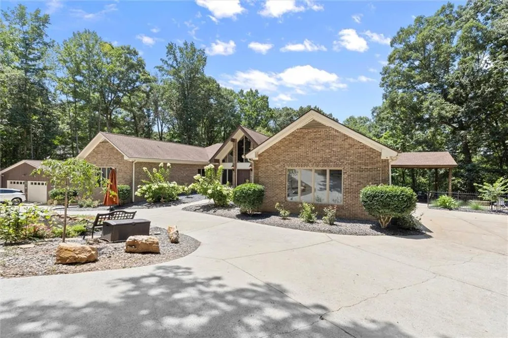 3686 Suwanee Creek Court Suwanee, GA 30024