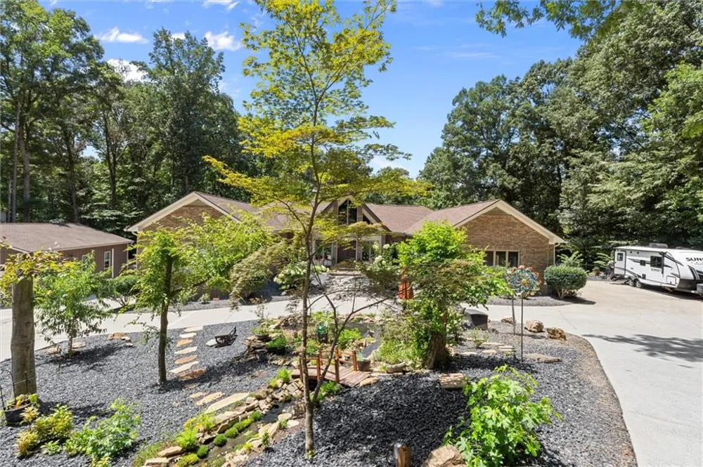 3686 Suwanee Creek Court Suwanee, GA 30024