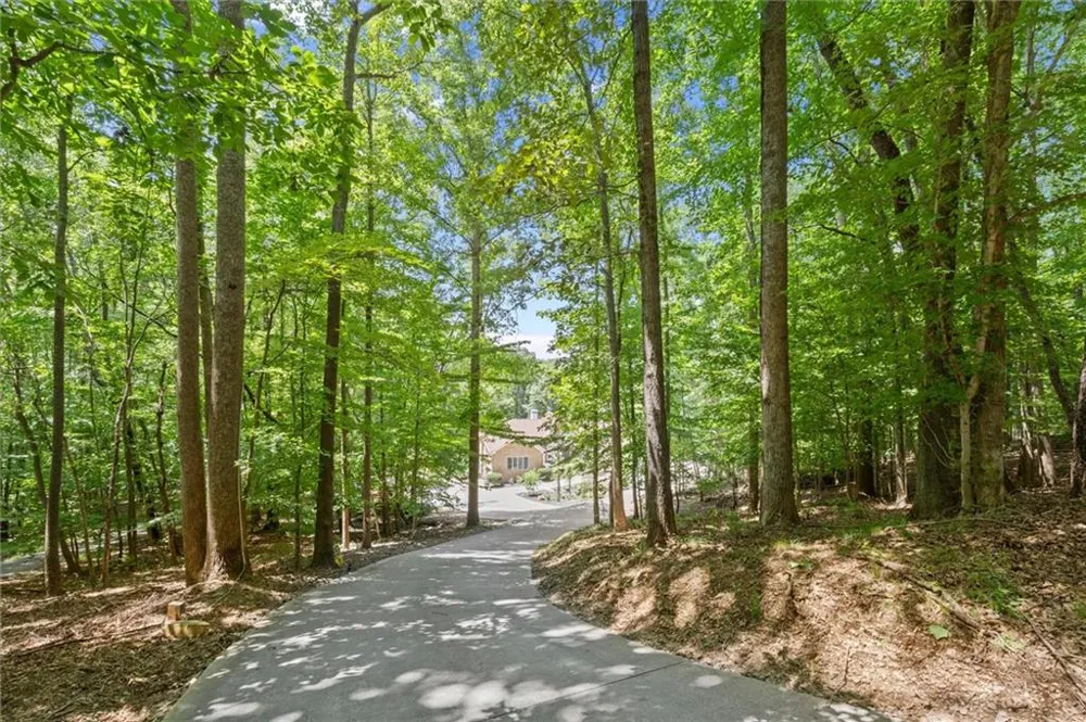 3686 Suwanee Creek Court Suwanee, GA 30024