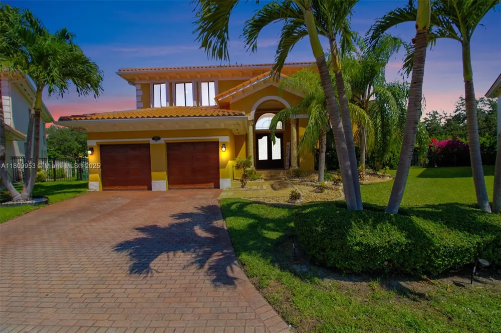 7753 SW 193rd St Cutler Bay, FL 33157