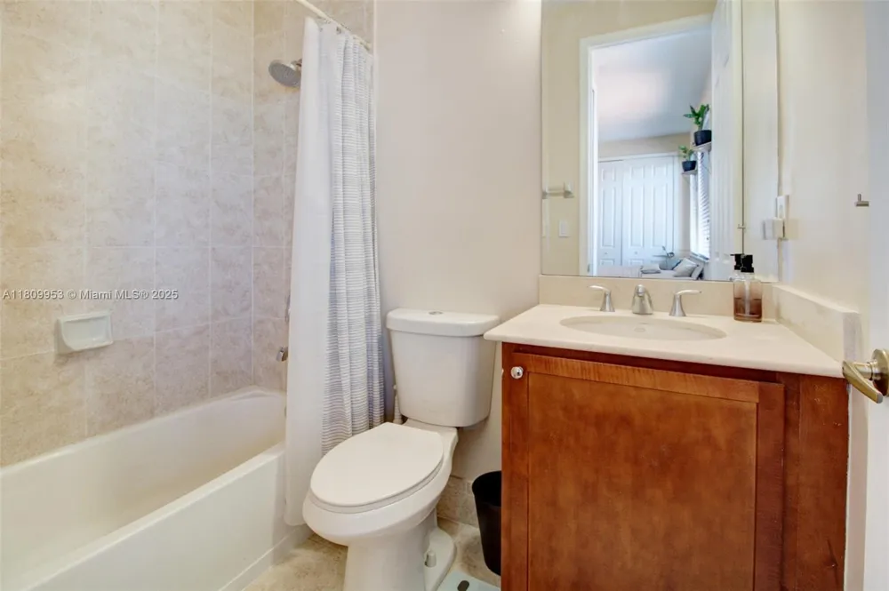 7753 SW 193rd St Cutler Bay, FL 33157