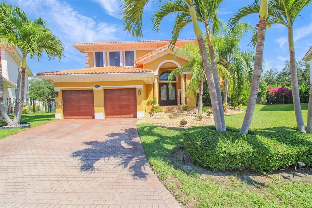 7753 SW 193rd St Cutler Bay, FL 33157