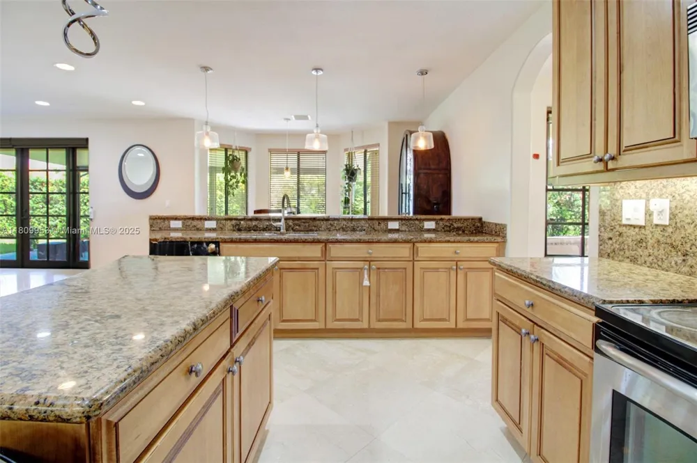 7753 SW 193rd St Cutler Bay, FL 33157