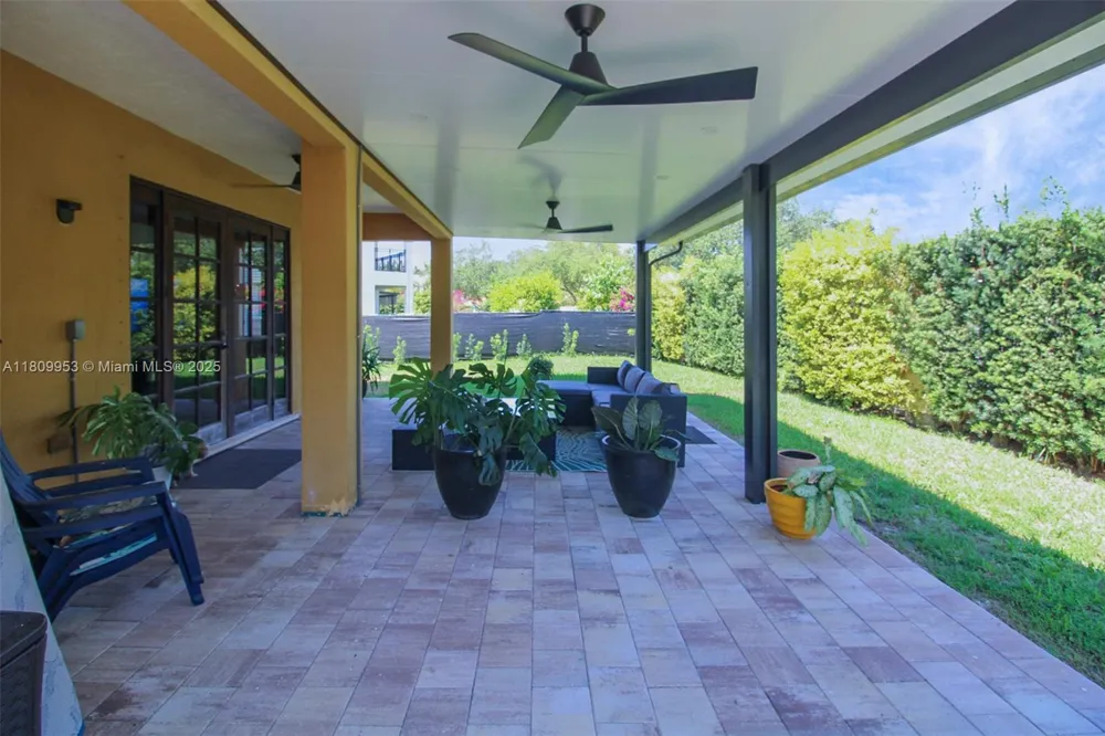 7753 SW 193rd St Cutler Bay, FL 33157