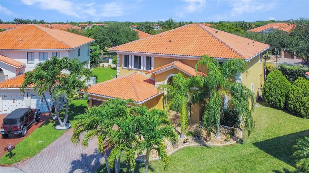 7753 SW 193rd St Cutler Bay, FL 33157