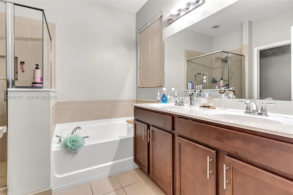 11833 SW 250th Ter Homestead, FL 33032