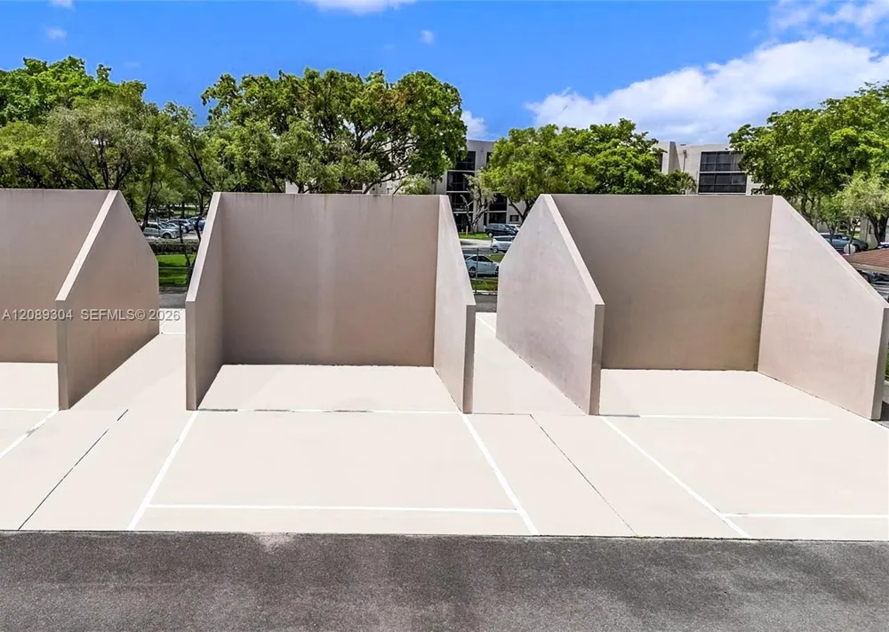 8760 SW 133rd Ave Rd #103 Miami, FL 33183
