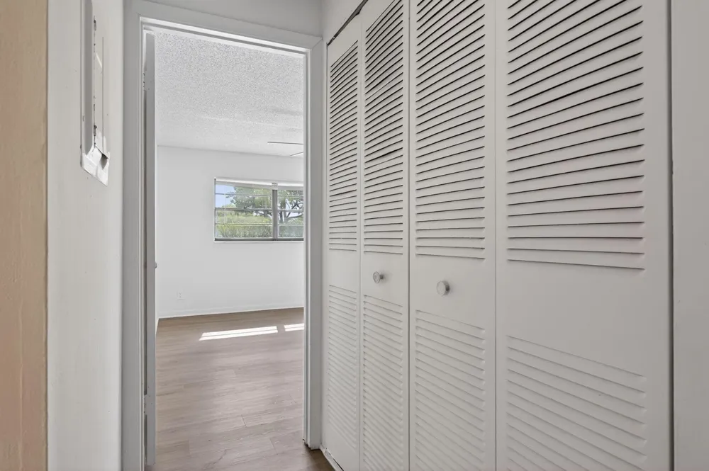 9401 NW 49th Place #29d Sunrise, FL 33351
