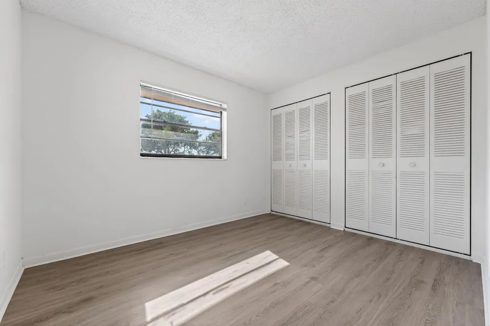 9401 NW 49th Place #29d Sunrise, FL 33351
