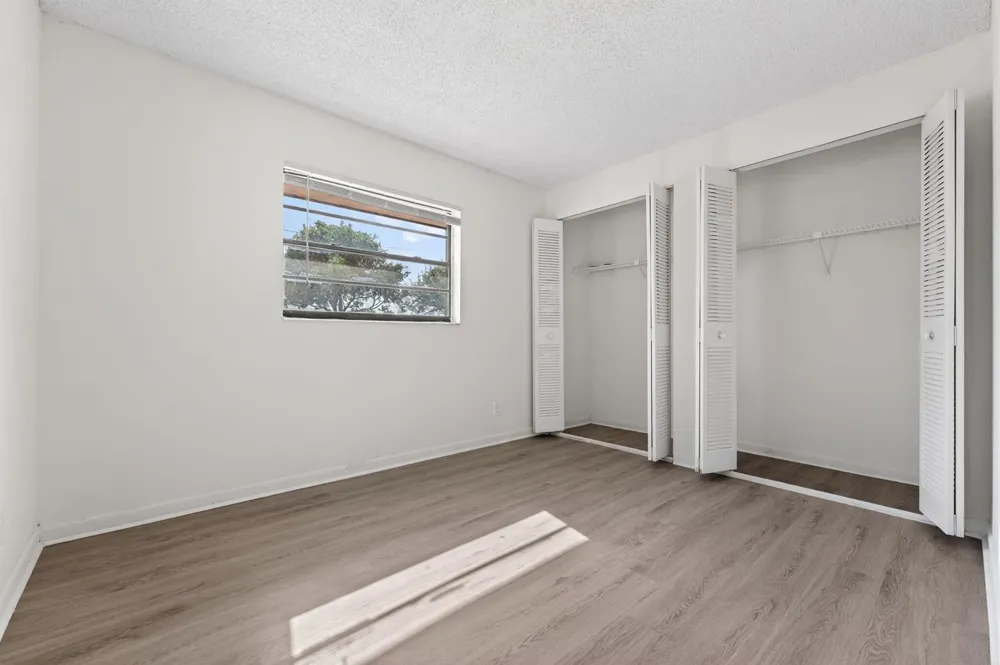 9401 NW 49th Place #29d Sunrise, FL 33351