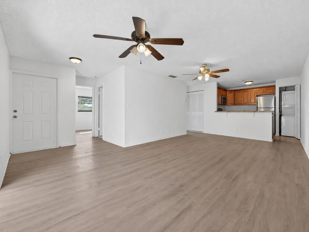 9401 NW 49th Place #29d Sunrise, FL 33351