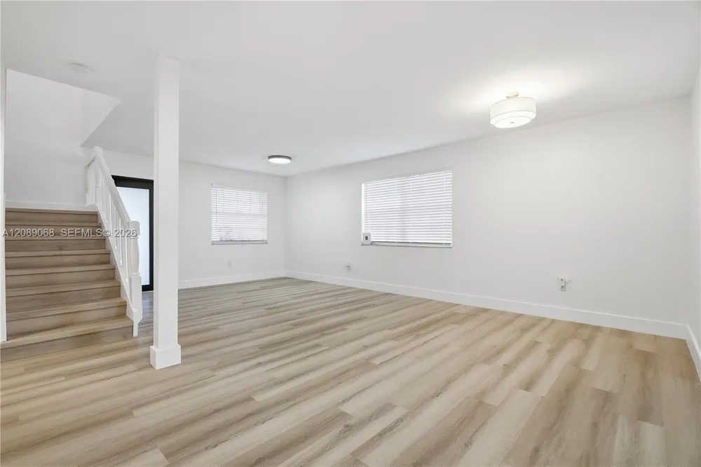 16010 SW 100th Ct Miami, FL 33157