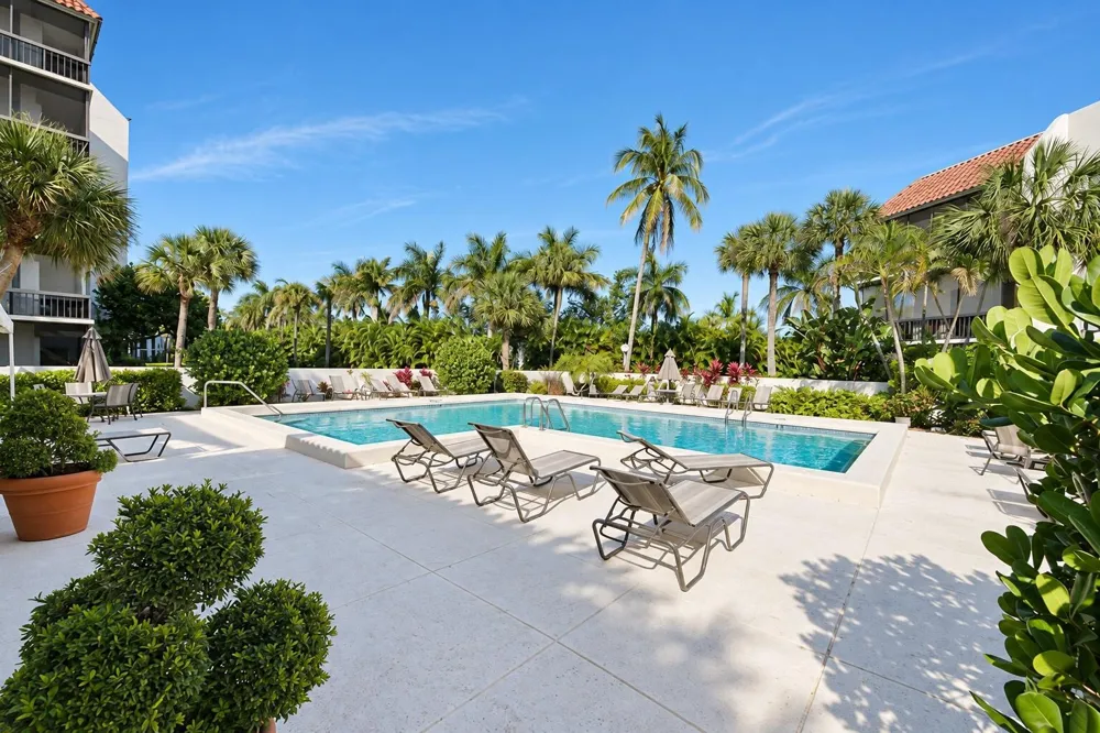 3000 Presidential Way #Apt 106 West Palm Beach, FL 33401