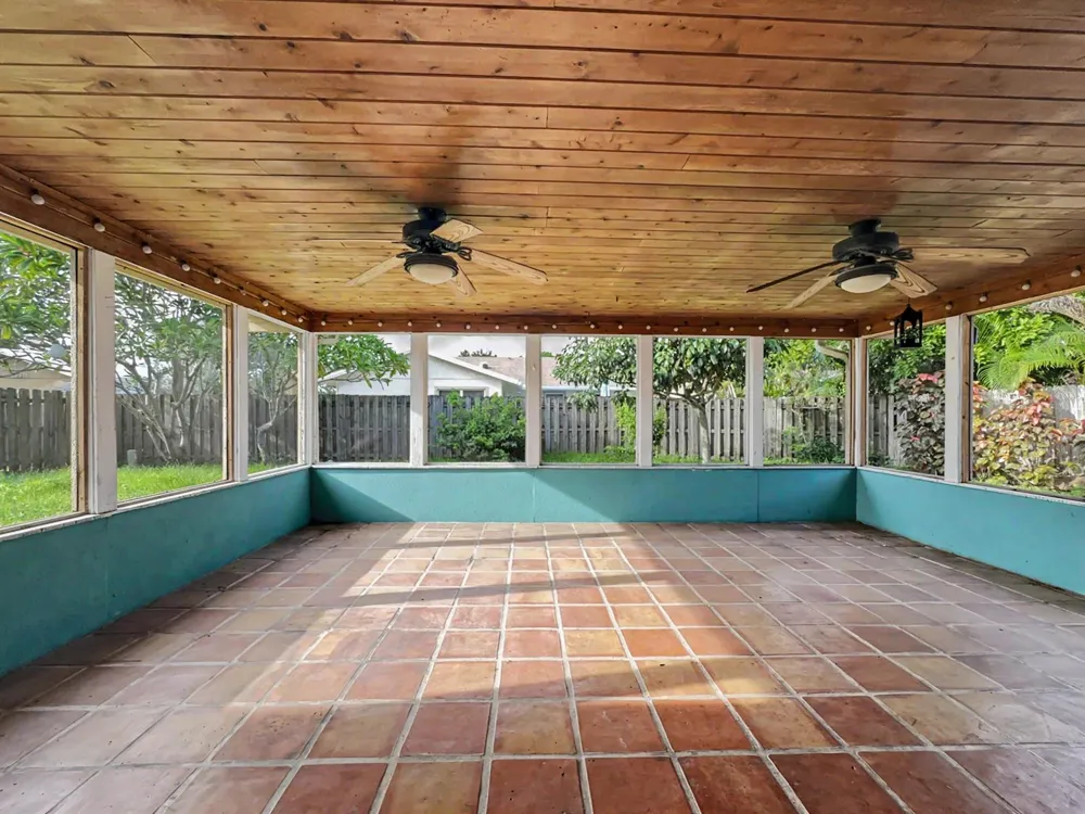 9135 SADDLECREEK DRIVE Boca Raton, FL 33496