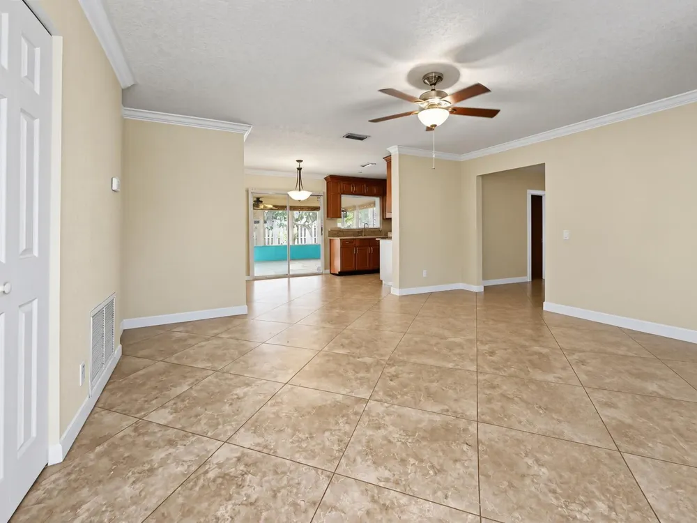 9135 SADDLECREEK DRIVE Boca Raton, FL 33496