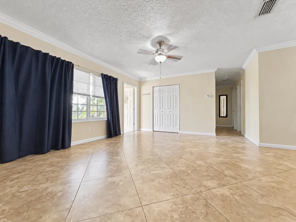 9135 SADDLECREEK DRIVE Boca Raton, FL 33496