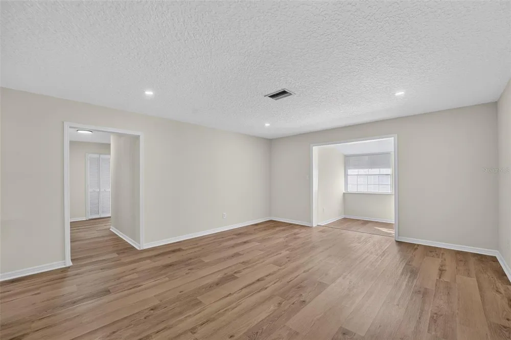 10810 GENEVIEVE STREET Orlando, FL 32825