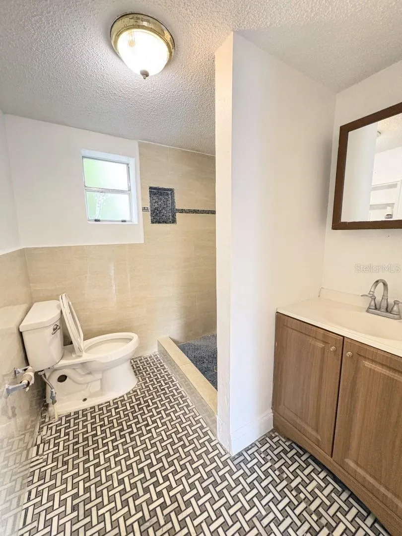 1655 DREW STREET Clearwater, FL 33755