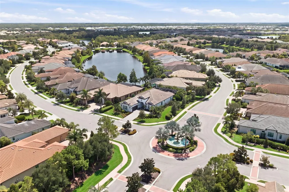 16606 BERWICK TERRACE Lakewood Ranch, FL 34202