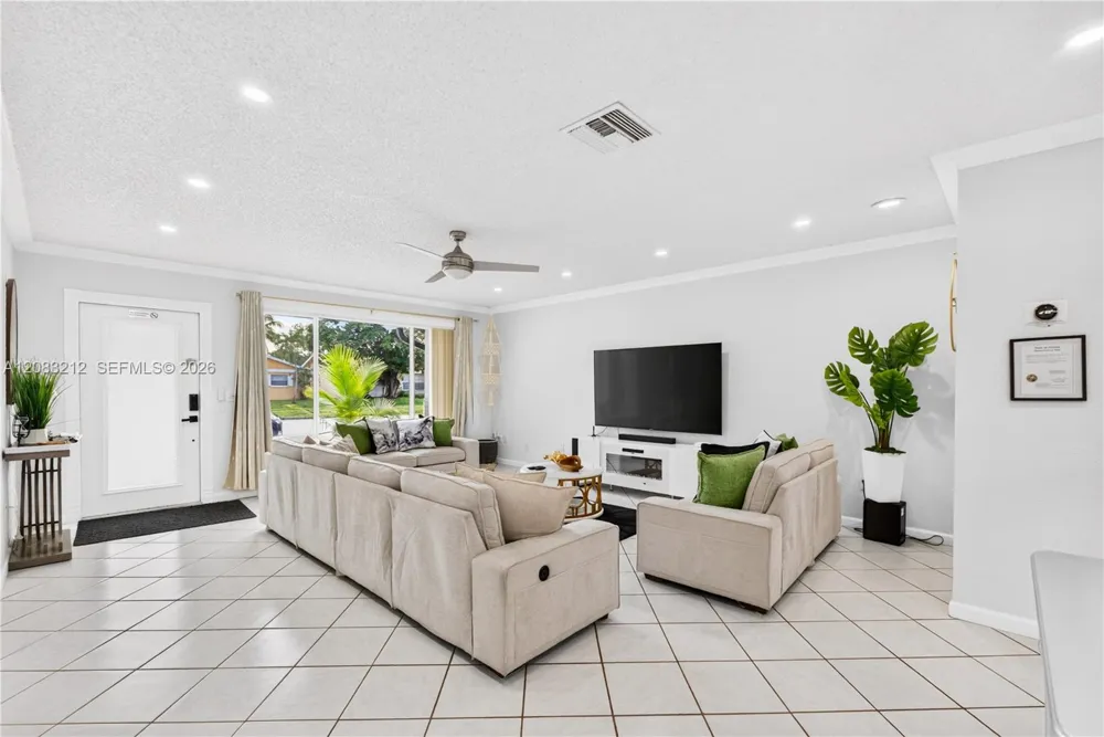 22682 SW 65th Ave Boca Raton, FL 33428