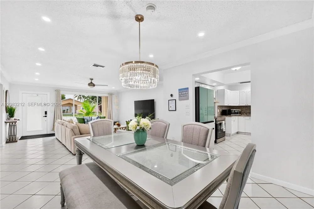 22682 SW 65th Ave Boca Raton, FL 33428