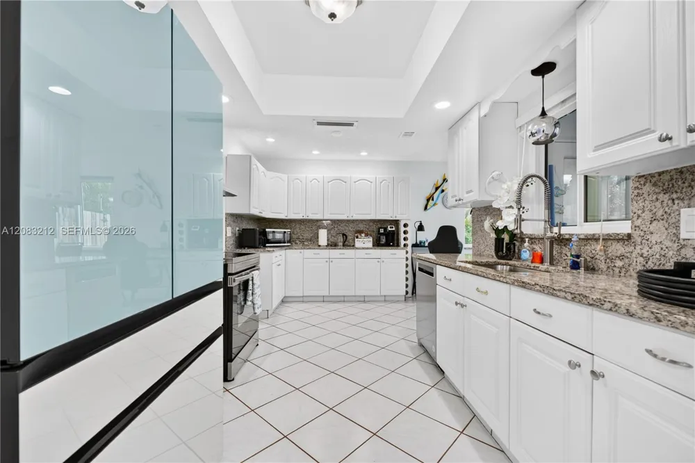 22682 SW 65th Ave Boca Raton, FL 33428