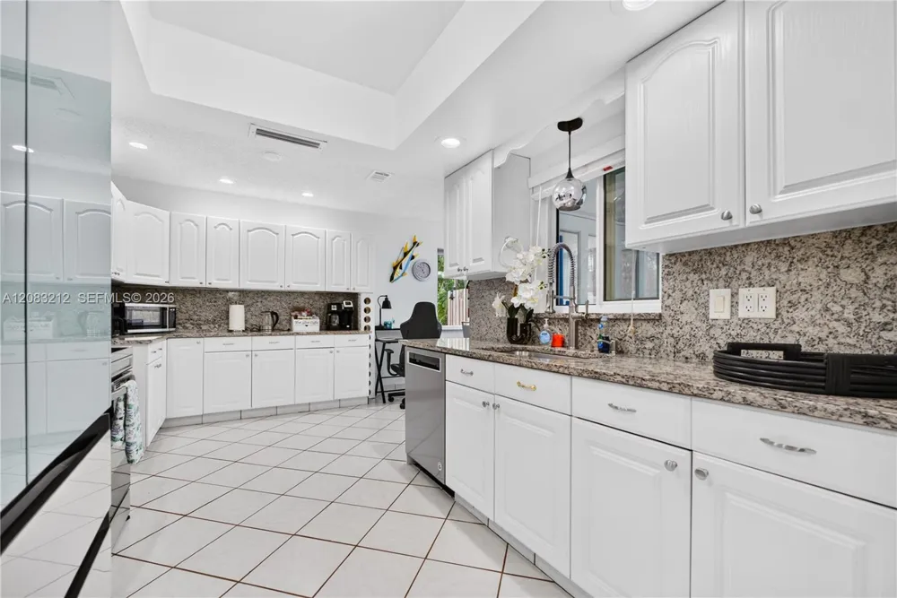 22682 SW 65th Ave Boca Raton, FL 33428