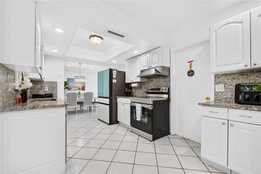 22682 SW 65th Ave Boca Raton, FL 33428