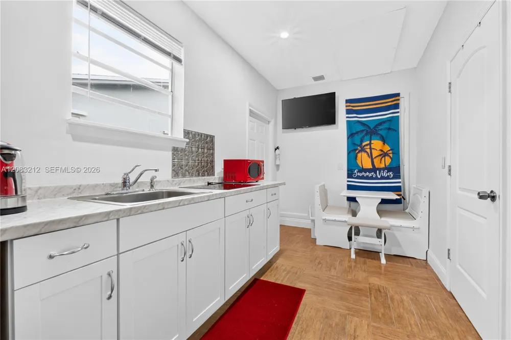 22682 SW 65th Ave Boca Raton, FL 33428