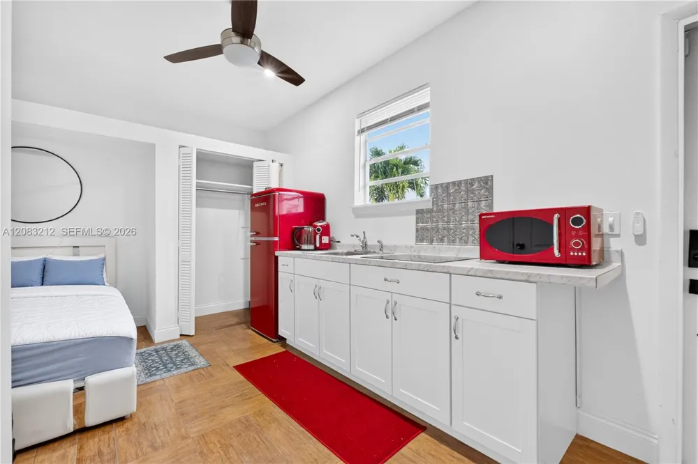22682 SW 65th Ave Boca Raton, FL 33428