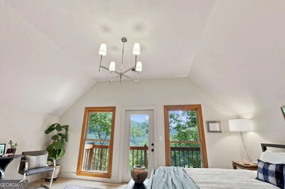 676 Alpine DR Jasper, GA 30143