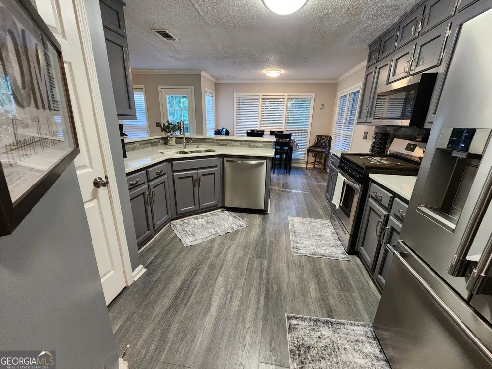 3398 Mosswood LN Rex, GA 30273