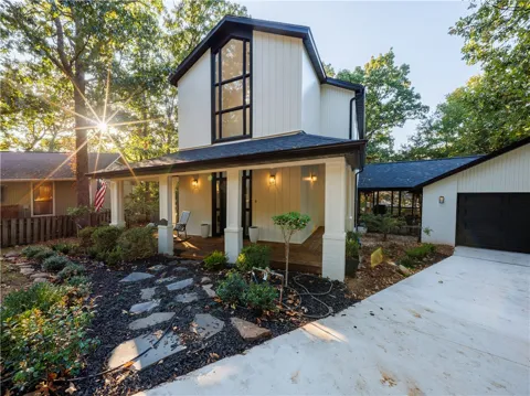 3215 Wroxton Court