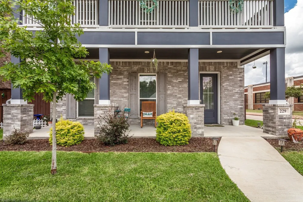 229 E 5th Street Ferris, TX 75125