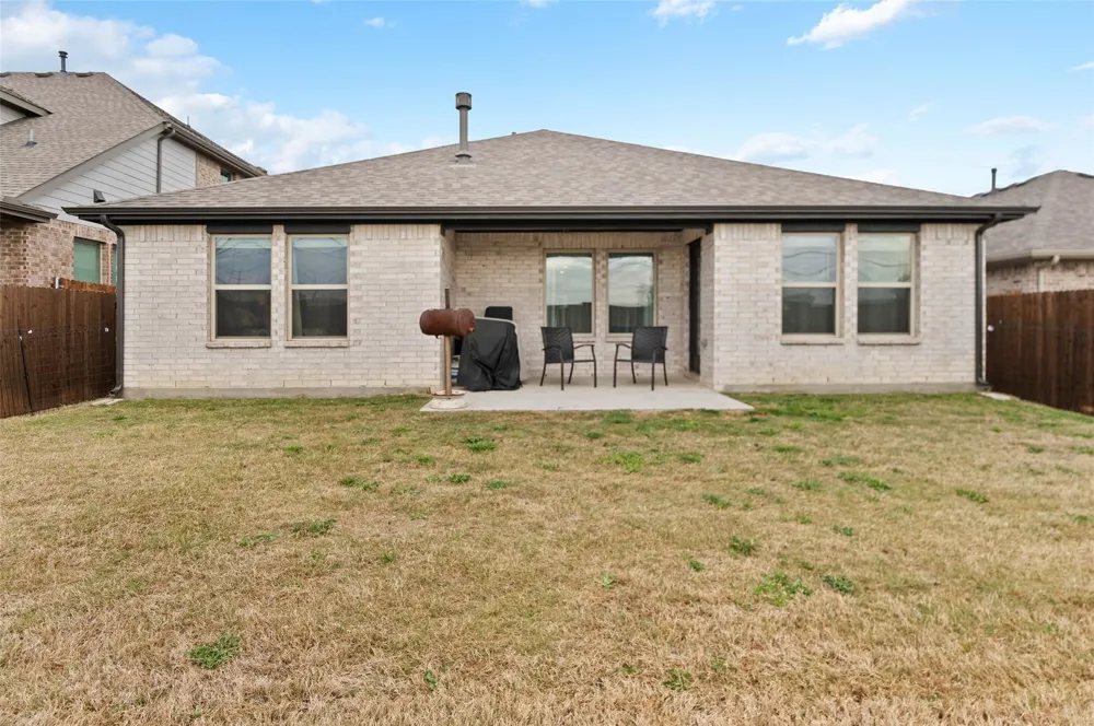 5404 Everly Court Denton, TX 76207
