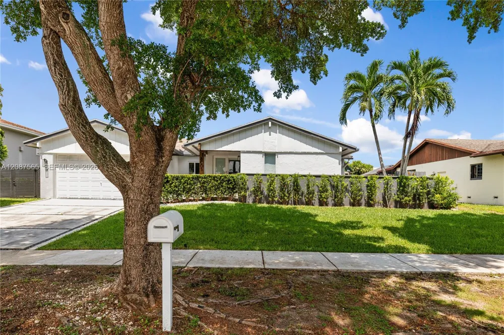 8005 SW 198th Ter Cutler Bay, FL 33189