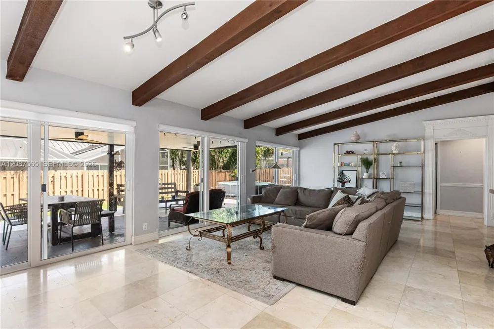 8005 SW 198th Ter Cutler Bay, FL 33189