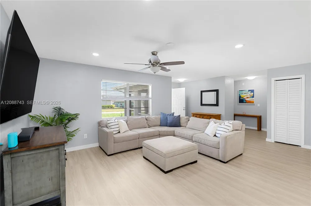 219 Cumquat Road NE Lake Placid, FL 33852
