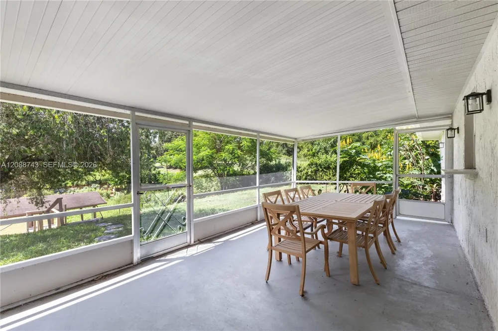 219 Cumquat Road NE Lake Placid, FL 33852