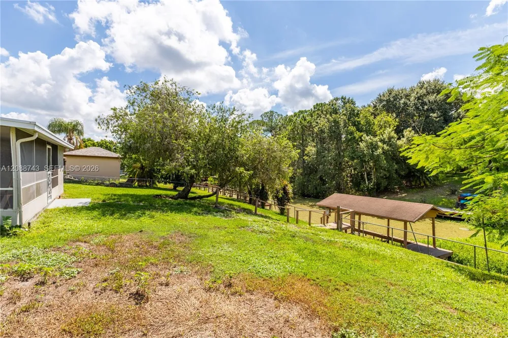 219 Cumquat Road NE Lake Placid, FL 33852