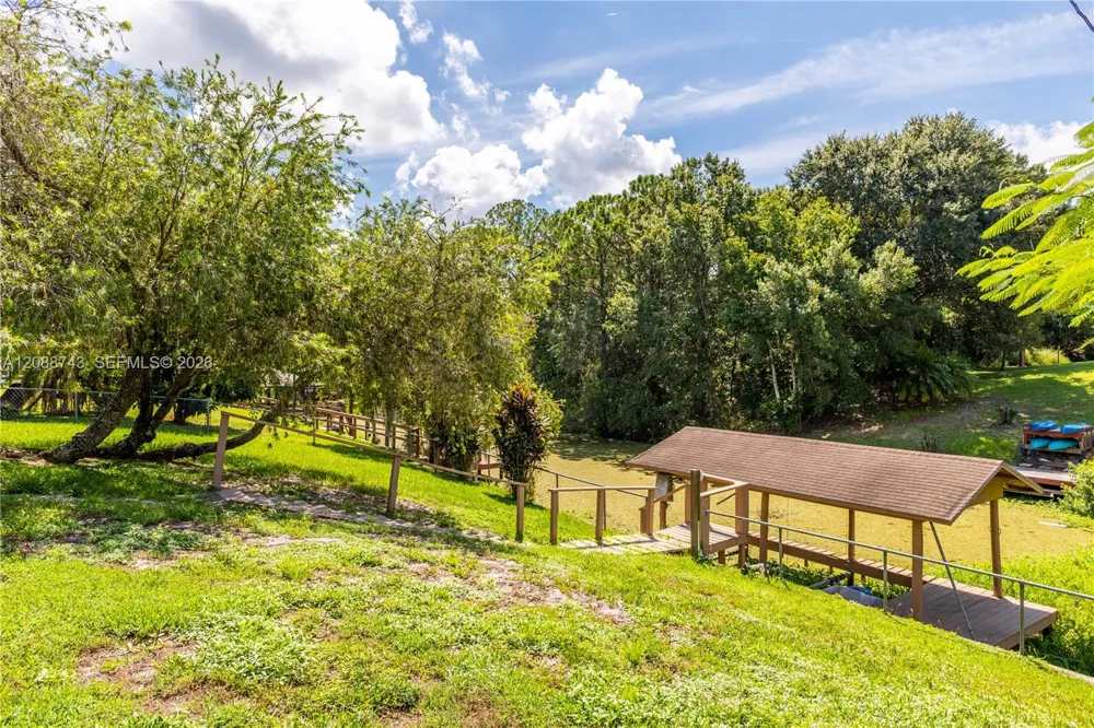 219 Cumquat Road NE Lake Placid, FL 33852