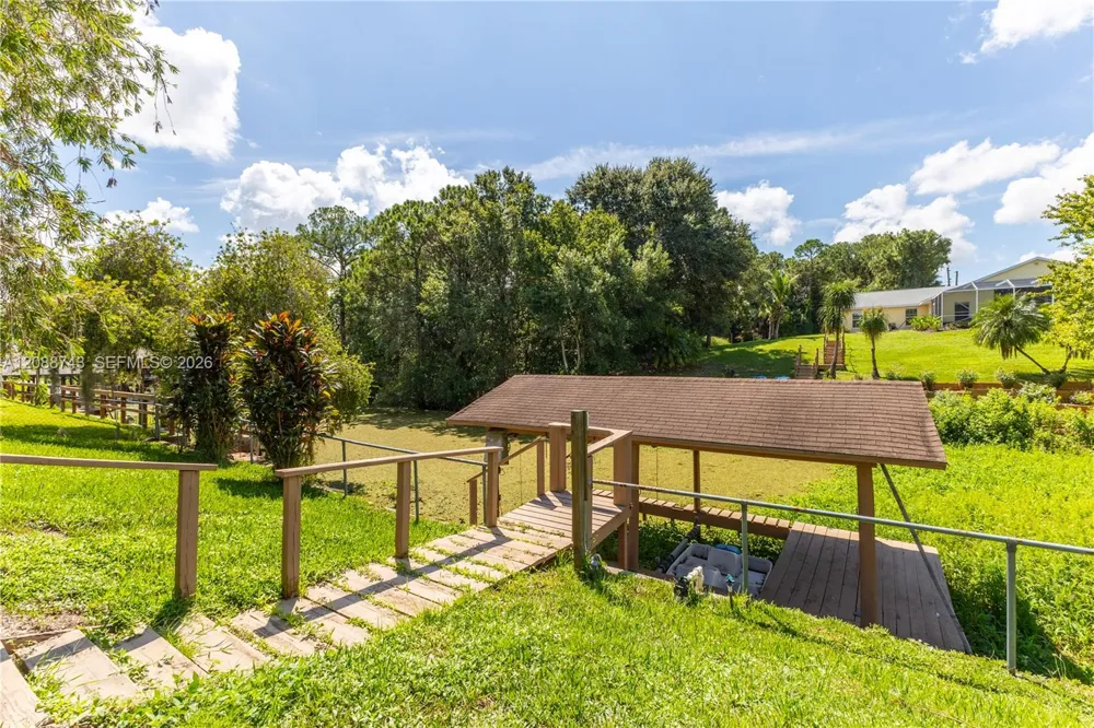 219 Cumquat Road NE Lake Placid, FL 33852