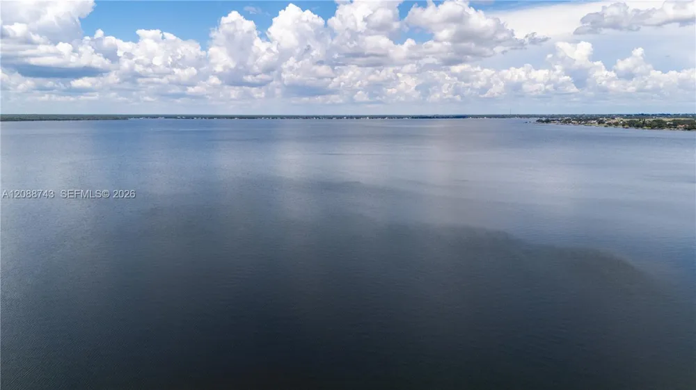 219 Cumquat Road NE Lake Placid, FL 33852