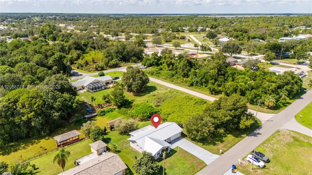 219 Cumquat Road NE Lake Placid, FL 33852