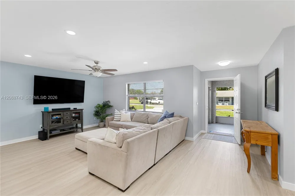 219 Cumquat Road NE Lake Placid, FL 33852